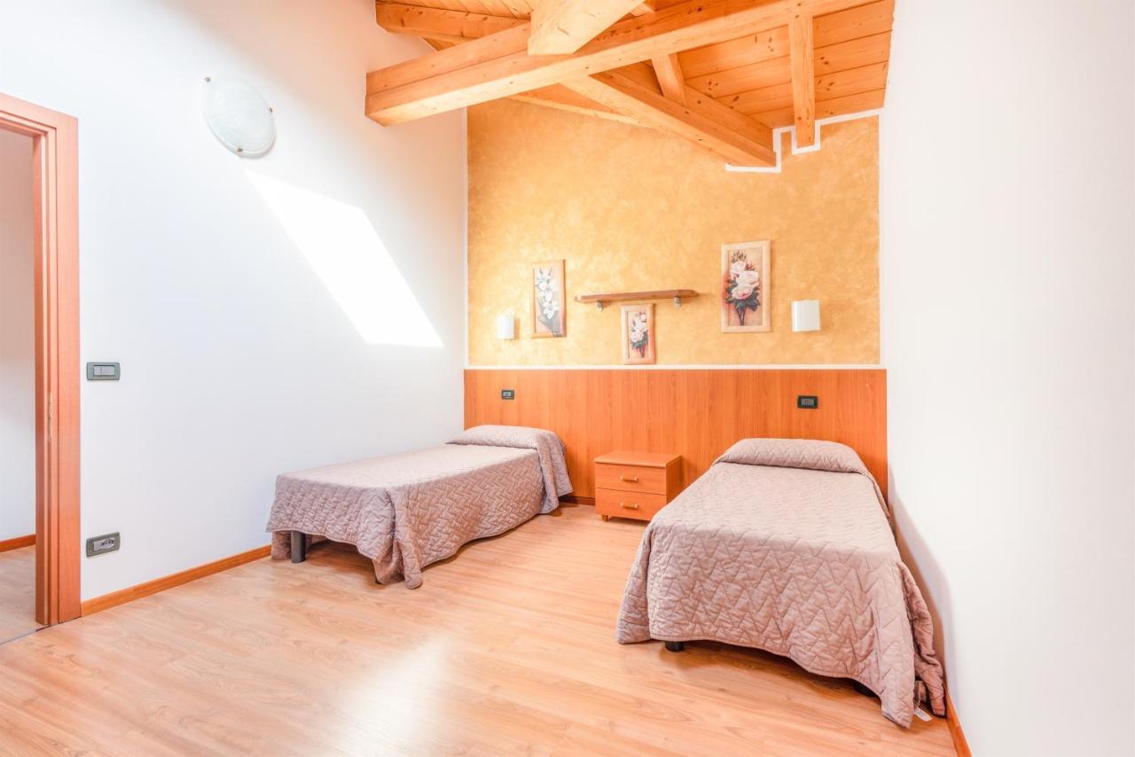 פייבה די לדרו Residence Toli מראה חיצוני תמונה