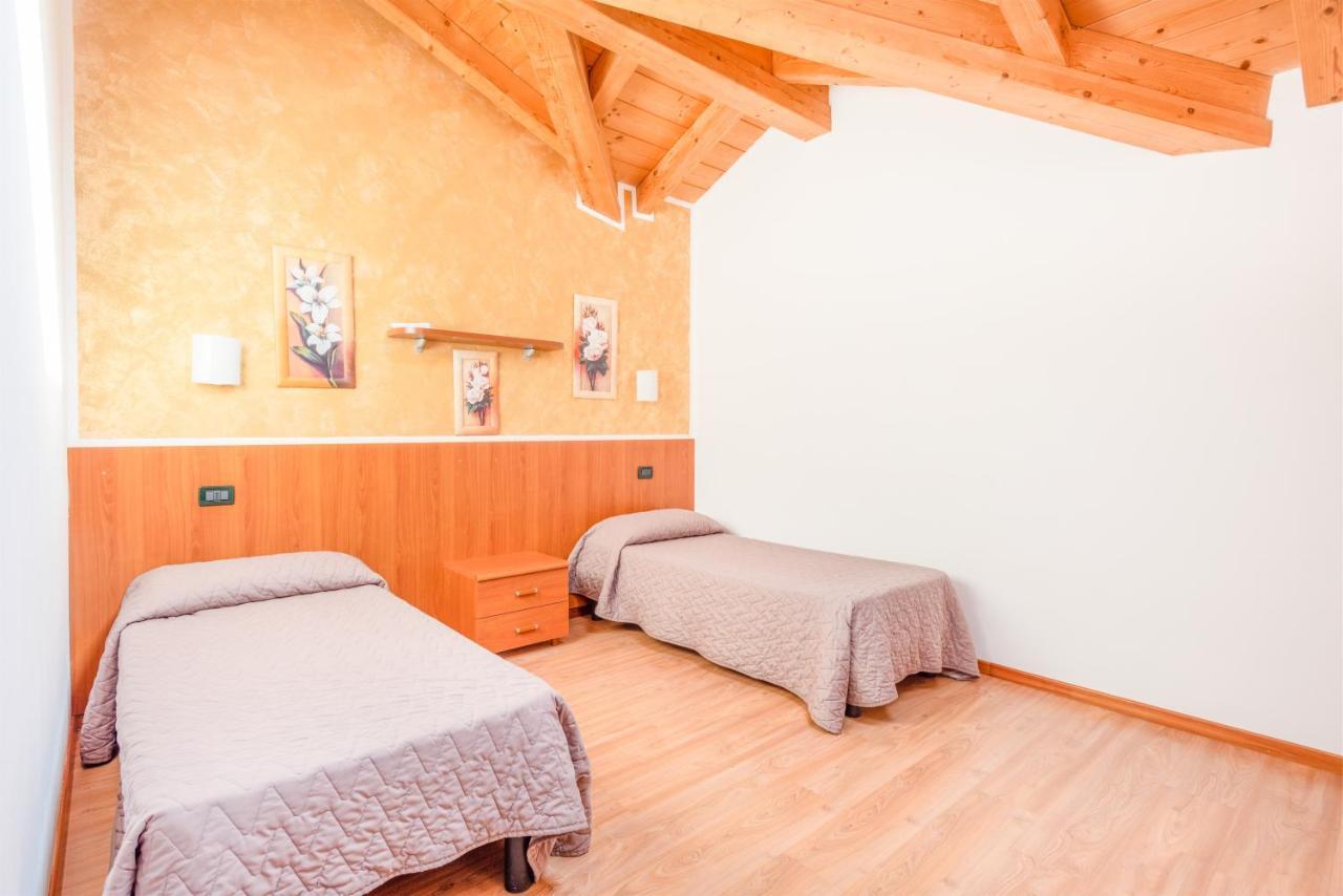 פייבה די לדרו Residence Toli מראה חיצוני תמונה