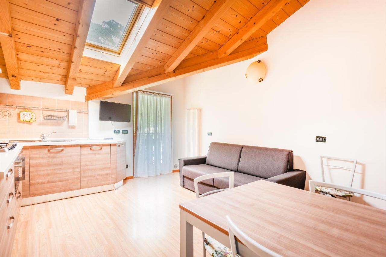 פייבה די לדרו Residence Toli מראה חיצוני תמונה