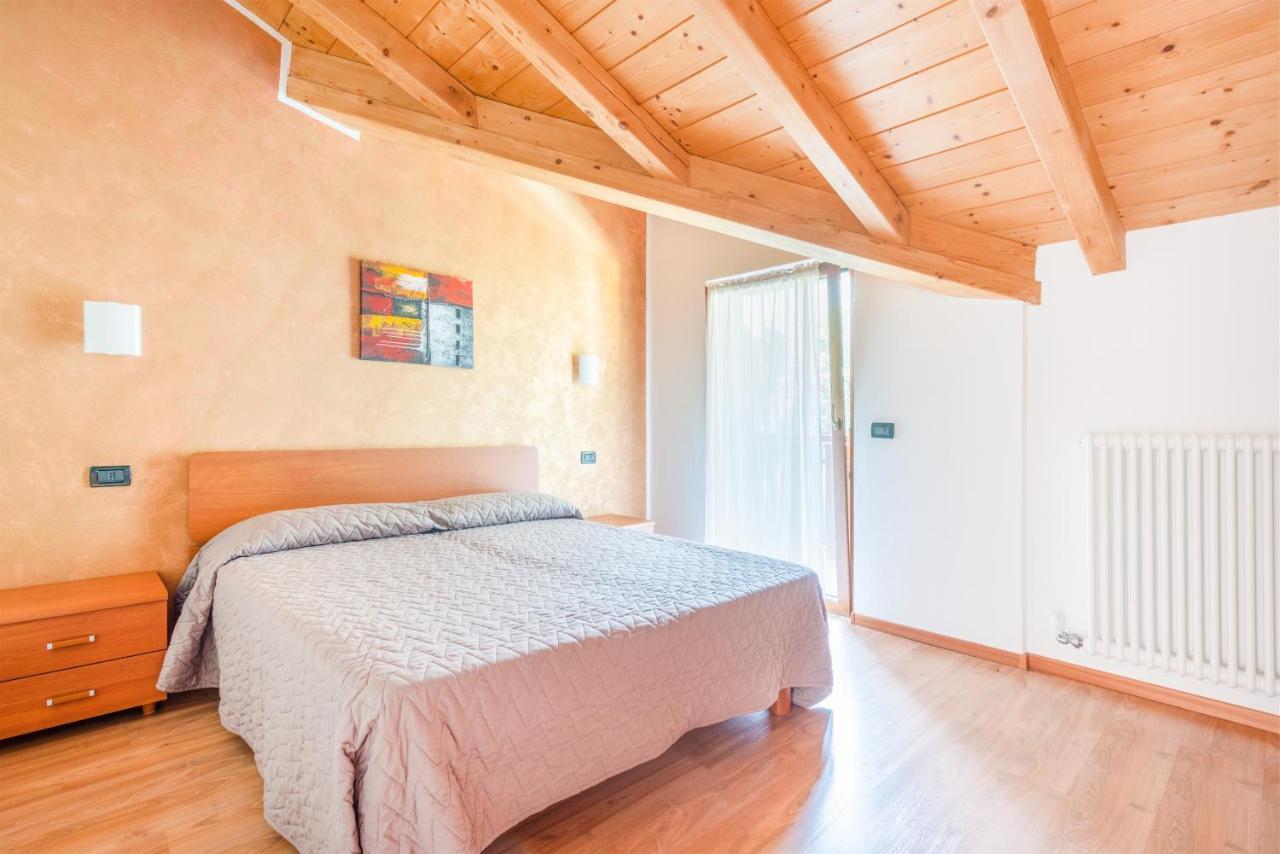 פייבה די לדרו Residence Toli מראה חיצוני תמונה
