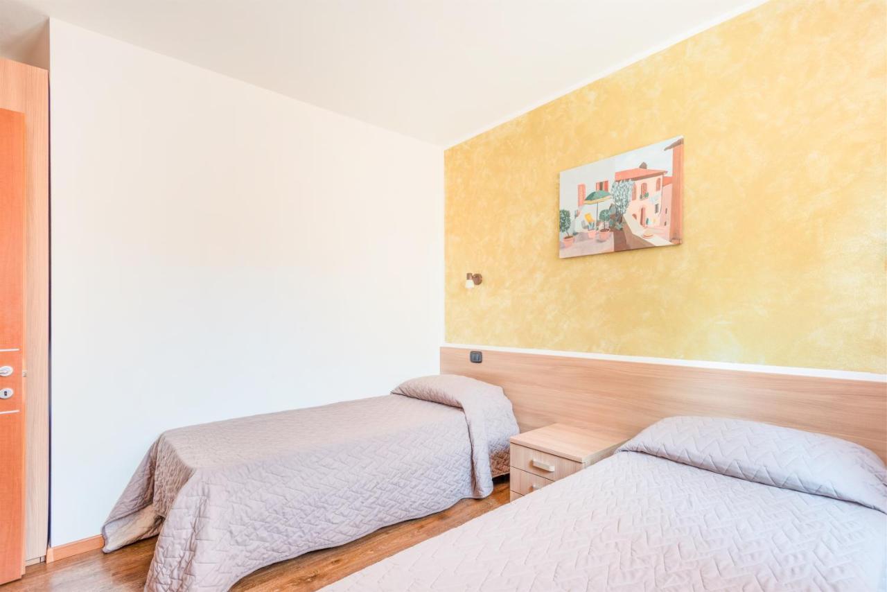 פייבה די לדרו Residence Toli מראה חיצוני תמונה
